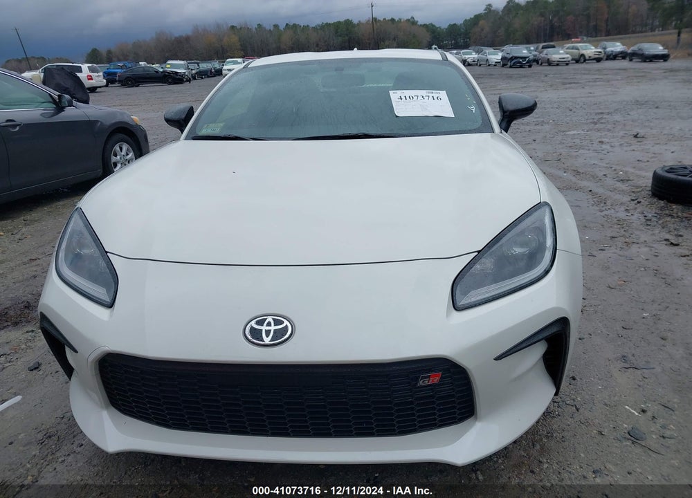 2024 TOYOTA GR86 PREMIUM VIN: JF1ZNBE10R9753452