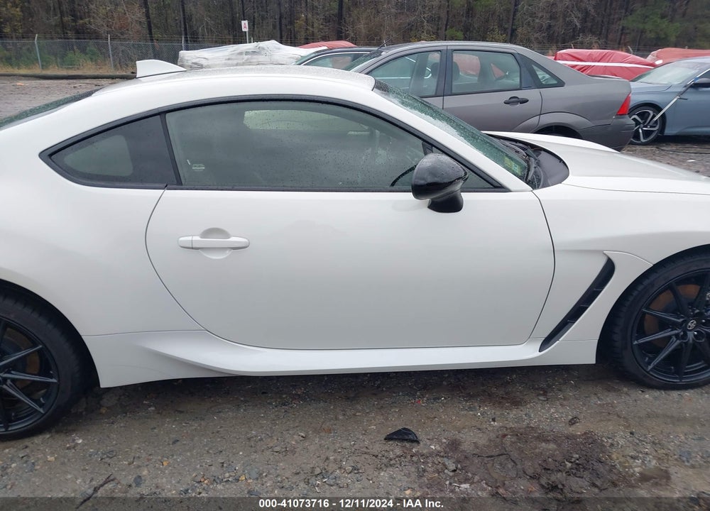 2024 TOYOTA GR86 PREMIUM VIN: JF1ZNBE10R9753452