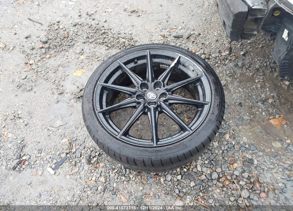 2024 TOYOTA GR86 PREMIUM VIN: JF1ZNBE10R9753452