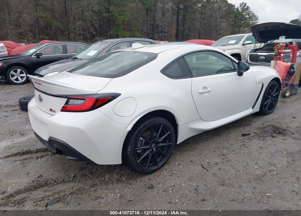 2024 TOYOTA GR86 PREMIUM VIN: JF1ZNBE10R9753452