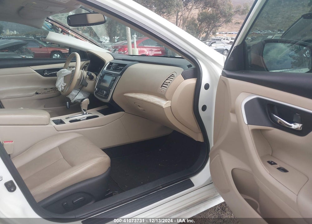 2016 NISSAN ALTIMA VIN: 1N4BL3AP0GC278635