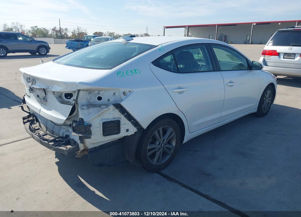 2018 HYUNDAI ELANTRA VIN: 5NPD84LF1JH310390