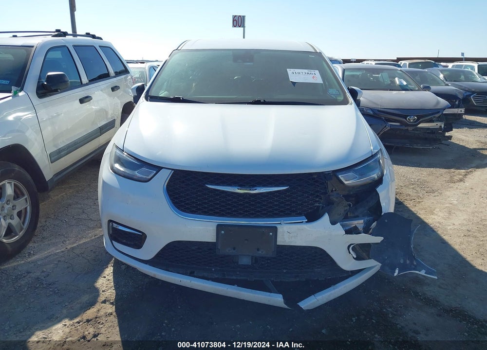 2023 CHRYSLER PACIFICA TOURING L VIN: 2C4RC1BG3PR578396