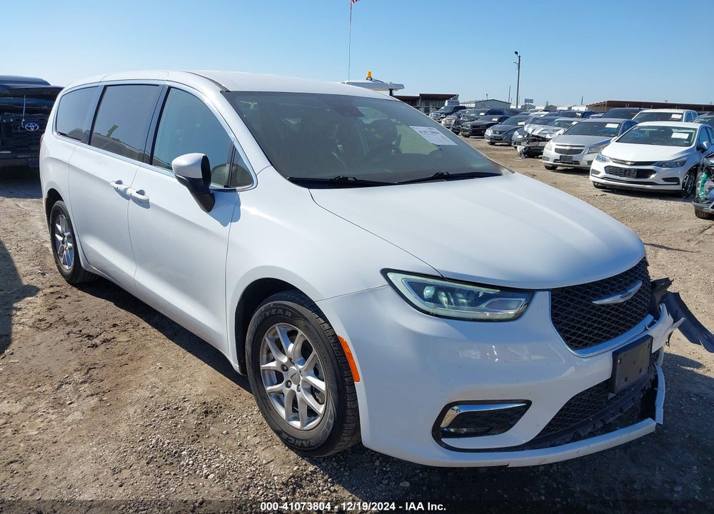 2023 CHRYSLER PACIFICA TOURING L VIN: 2C4RC1BG3PR578396