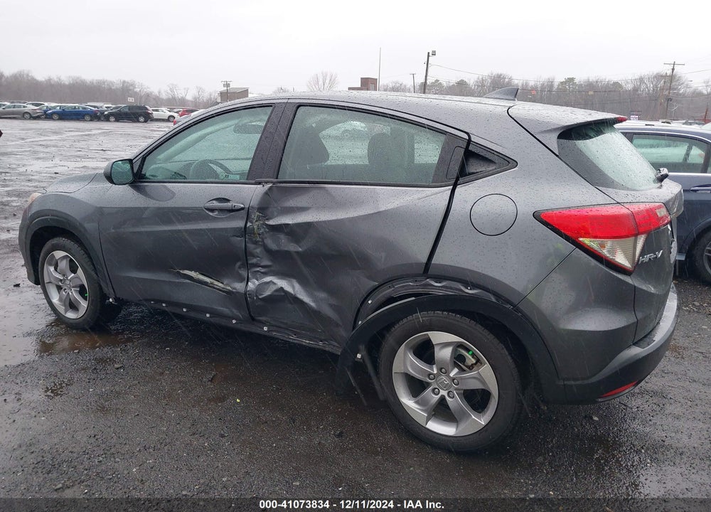 2022 HONDA HR-V AWD LX VIN: 3CZRU6H31NM714019