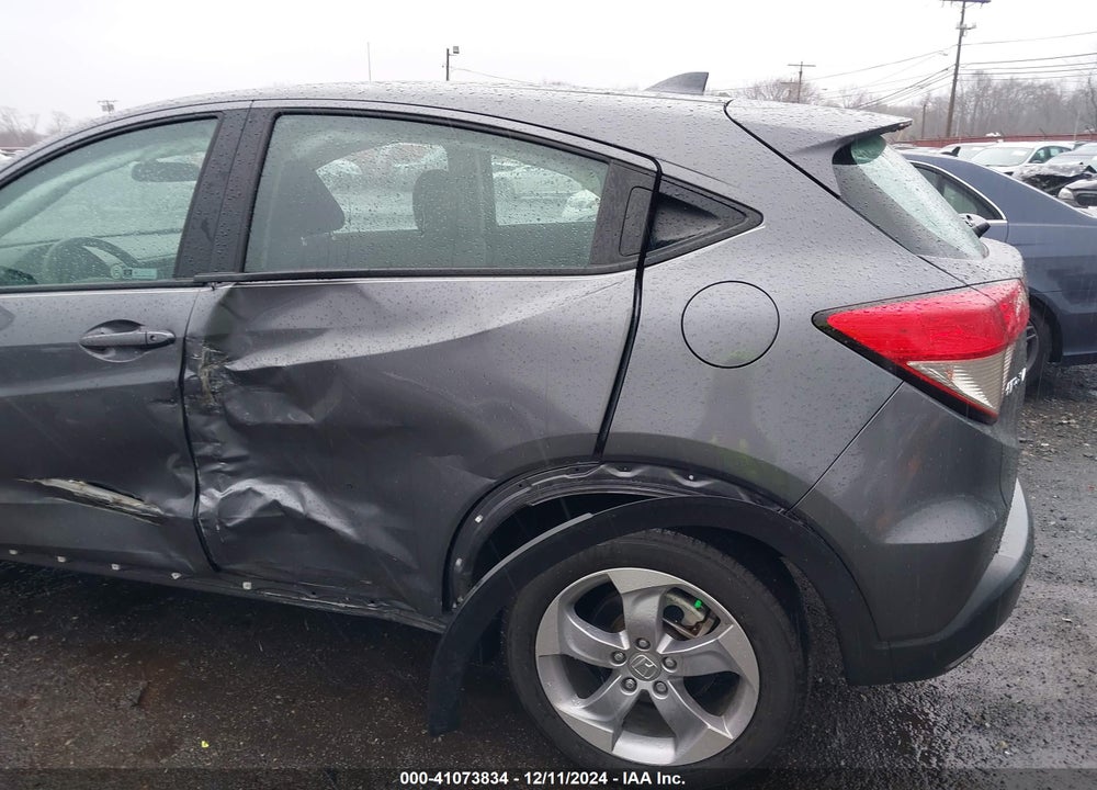 2022 HONDA HR-V AWD LX VIN: 3CZRU6H31NM714019