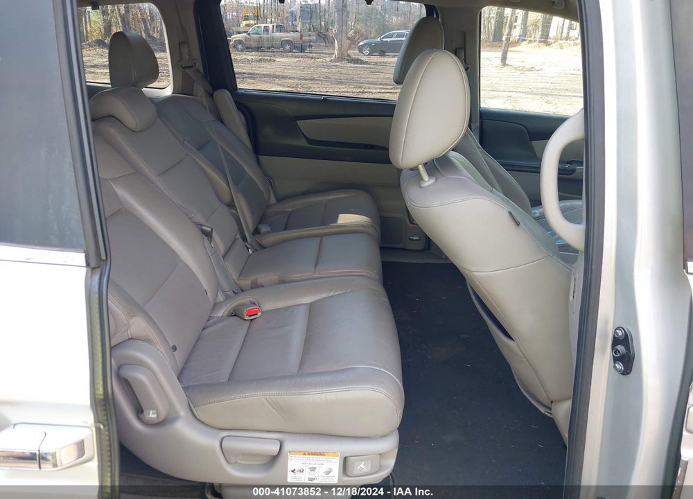 2011 HONDA ODYSSEY EX-L VIN: 5FNRL5H65BB051776