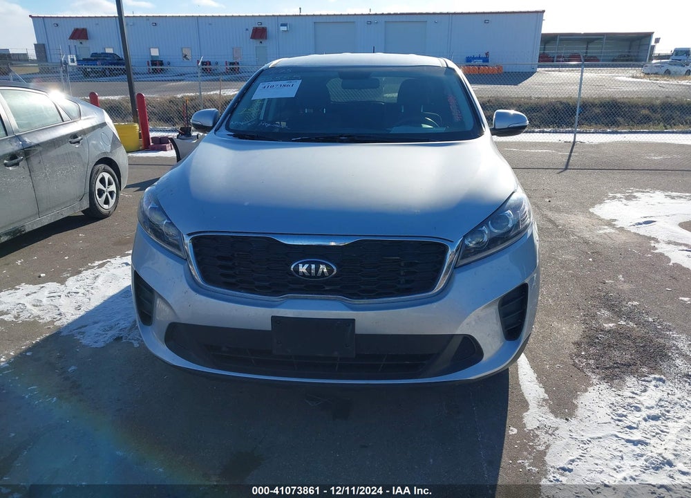 2019 KIA SORENTO 3.3L LX VIN: 5XYPGDA56KG483406