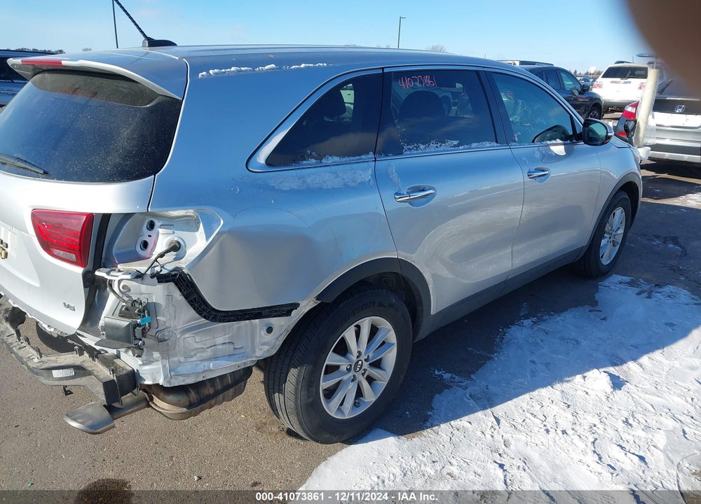 2019 KIA SORENTO 3.3L LX VIN: 5XYPGDA56KG483406