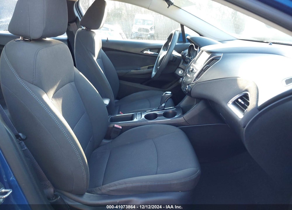 2017 CHEVROLET CRUZE LT AUTO VIN: 1G1BE5SM8H7220134