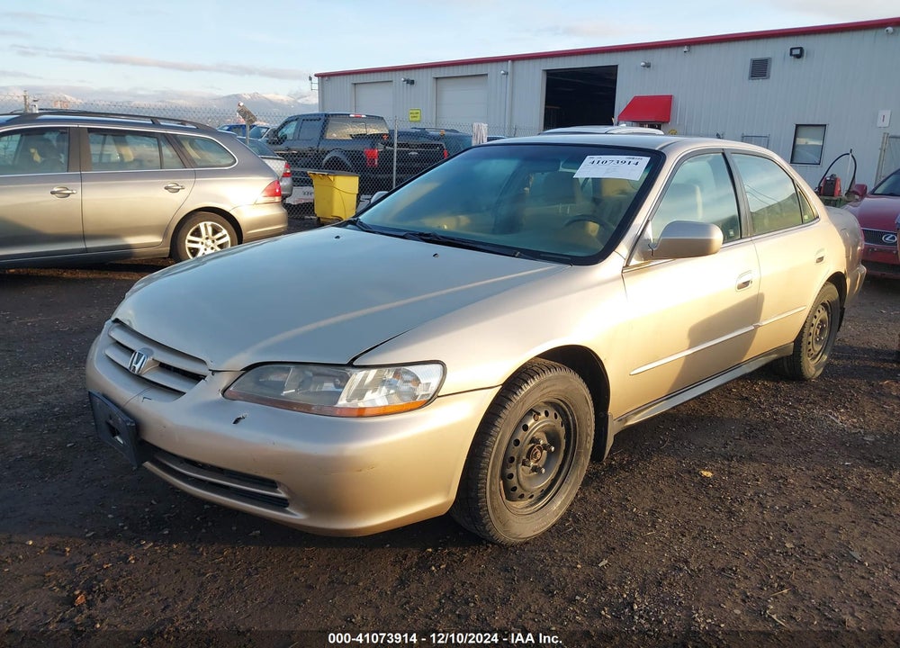 2001 HONDA ACCORD 2.3 LX VIN: JHMCG56481C015814