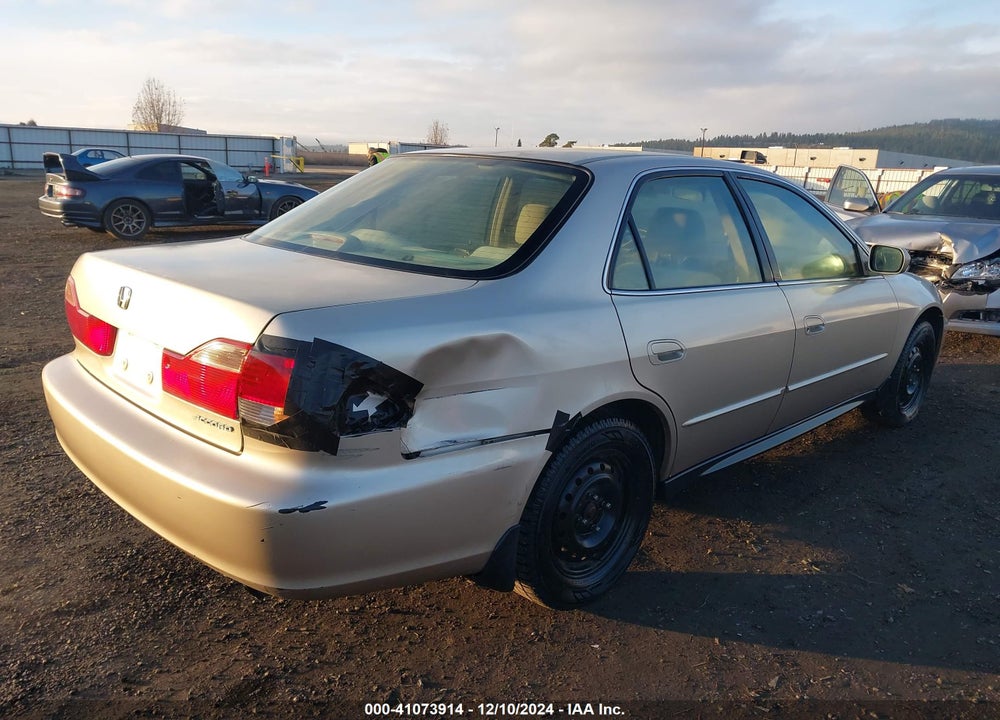 2001 HONDA ACCORD 2.3 LX VIN: JHMCG56481C015814