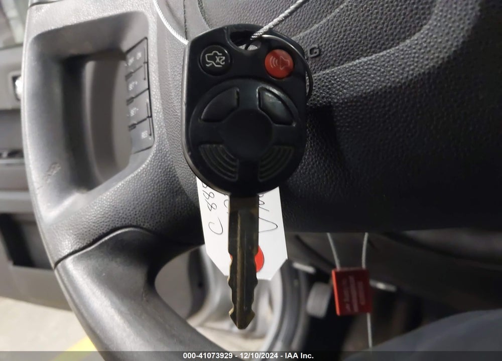 2010 MAZDA TRIBUTE I SPORT VIN: 4F2CY0C78AKM07620