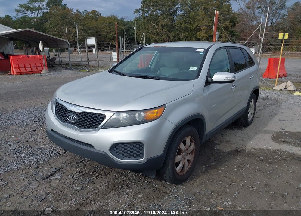 2013 KIA SORENTO LX VIN: 5XYKT3A17DG316262