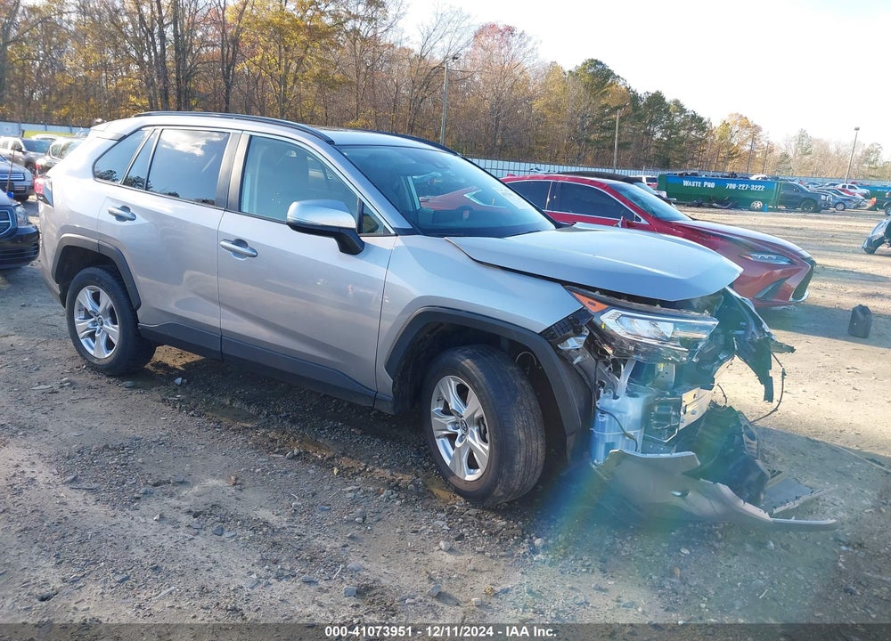 2019 TOYOTA RAV4 XLE VIN: JTMW1RFV9KD016966