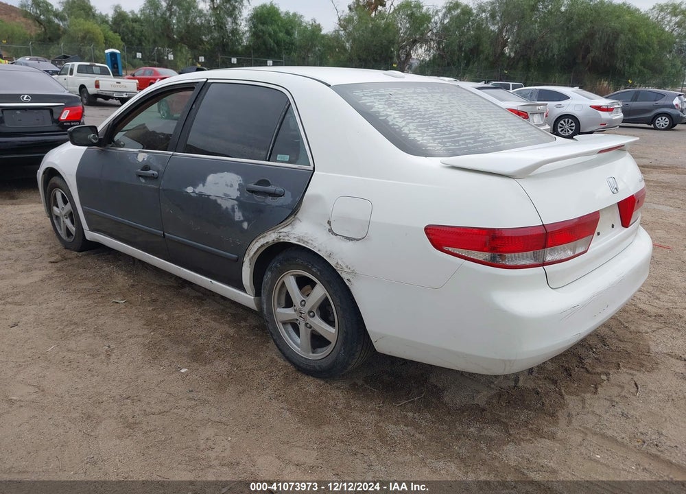 2004 HONDA ACCORD 2.4 EX VIN: JHMCM56854C003281