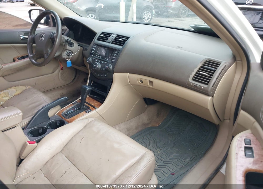 2004 HONDA ACCORD 2.4 EX VIN: JHMCM56854C003281