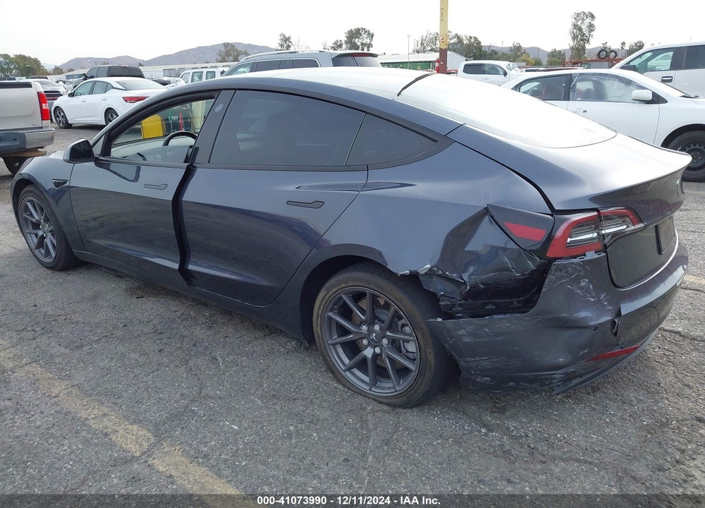 2022 TESLA MODEL 3 REAR-WHEEL DRIVE VIN: 5YJ3E1EAXNF109452