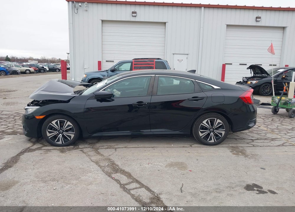 2017 HONDA CIVIC VIN: 19XFC1F35HE027335