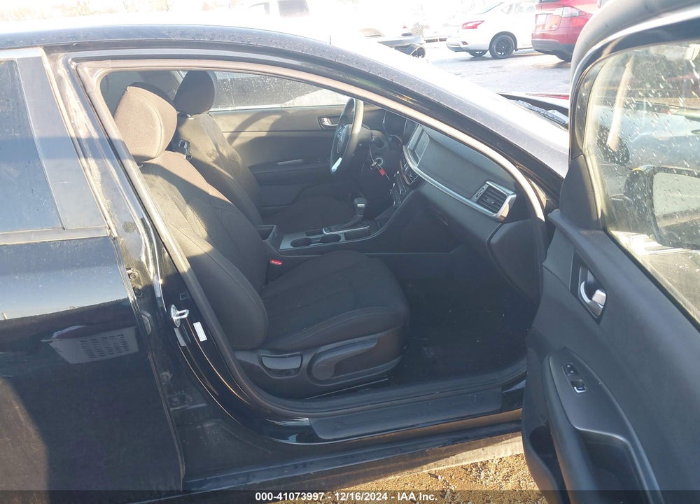 2020 KIA OPTIMA LX VIN: 5XXGT4L35LG396528
