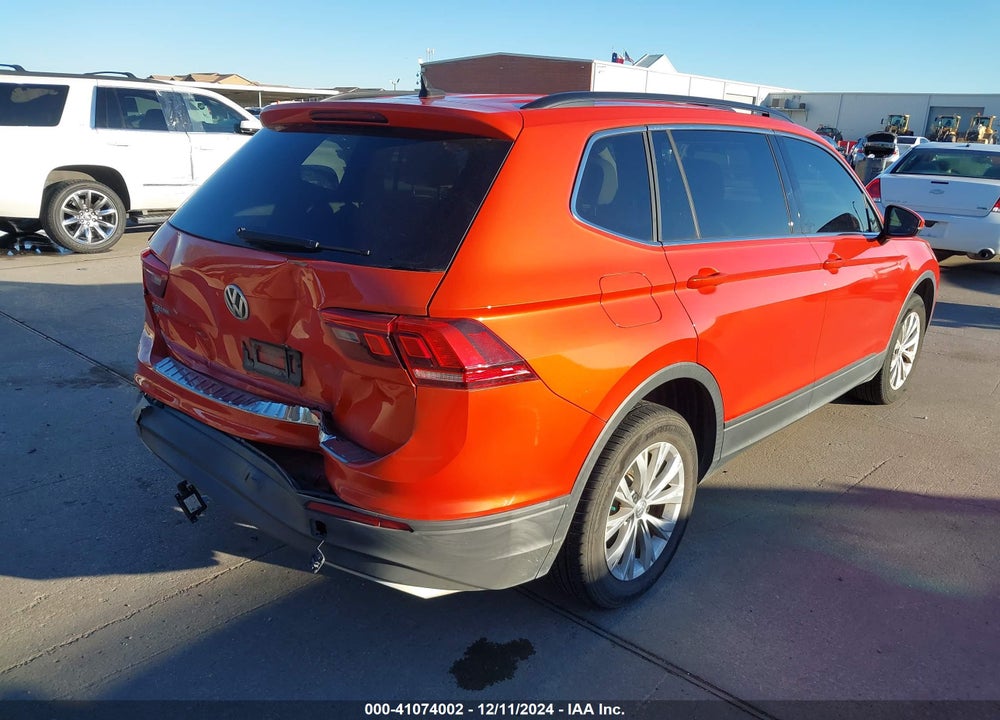 2019 VOLKSWAGEN TIGUAN 2.0T SE/2.0T SEL/2.0T SEL R-LINE/2.0T SEL R-LINE BLACK VIN: 3VV3B7AX6KM006463