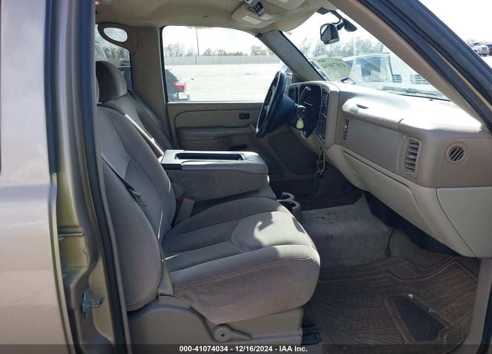 2005 GMC YUKON SLE VIN: 1GKEC13T55R191656