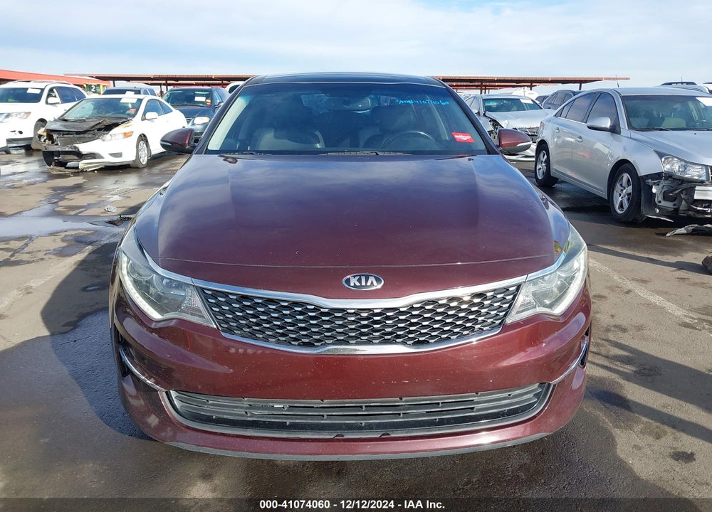 2018 KIA OPTIMA VIN: 5XXGU4L33JG218322