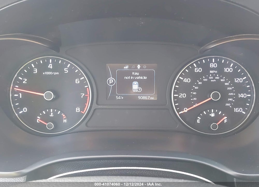 2018 KIA OPTIMA VIN: 5XXGU4L33JG218322