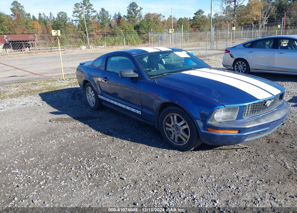 2008 FORD MUSTANG V6 DELUXE/V6 PREMIUM VIN: 1ZVHT80N185133298