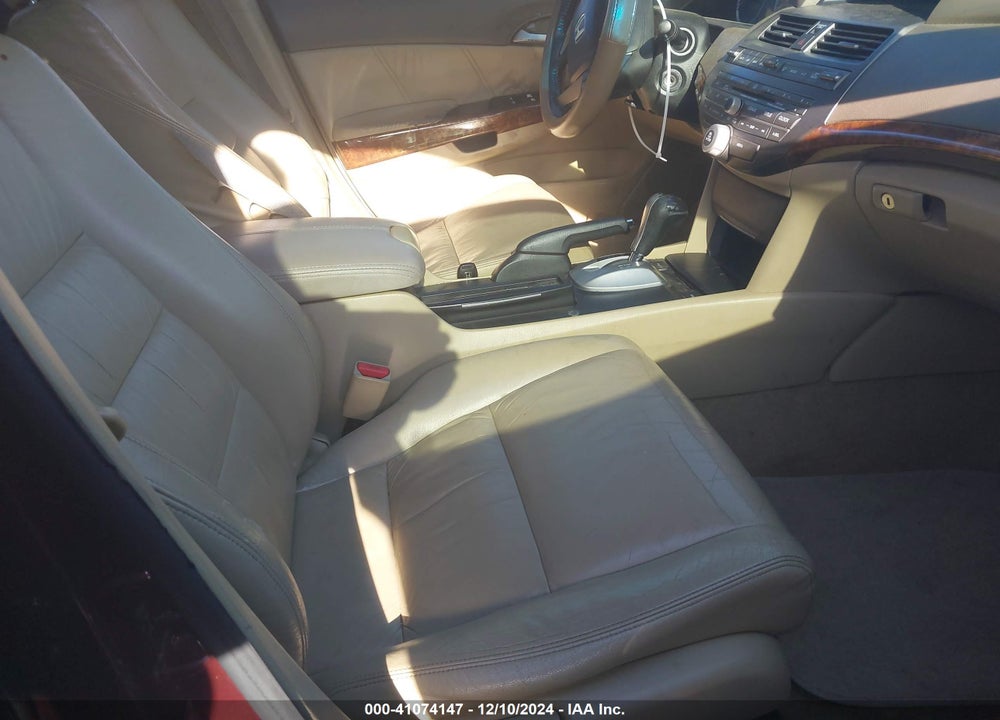 2008 HONDA ACCORD 2.4 EX-L VIN: JHMCP26818C049332