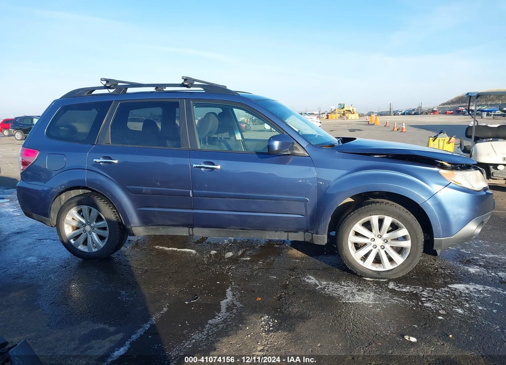 2011 SUBARU FORESTER 2.5X PREMIUM VIN: JF2SHADC7BG757162