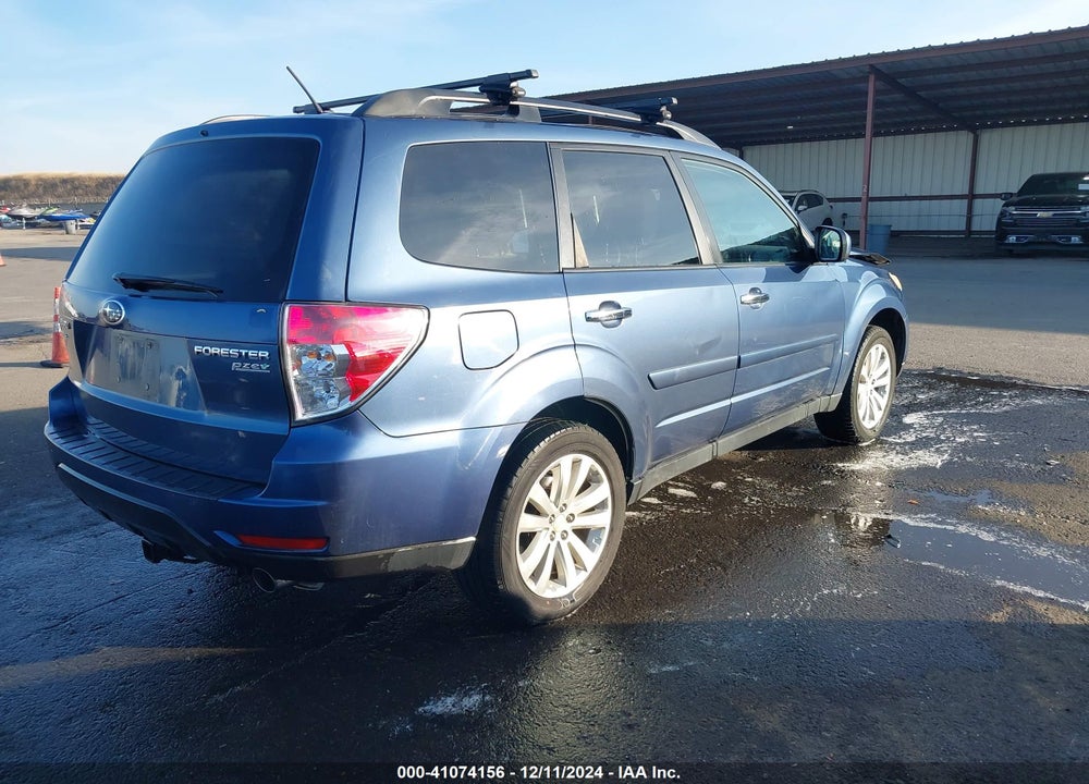 2011 SUBARU FORESTER 2.5X PREMIUM VIN: JF2SHADC7BG757162