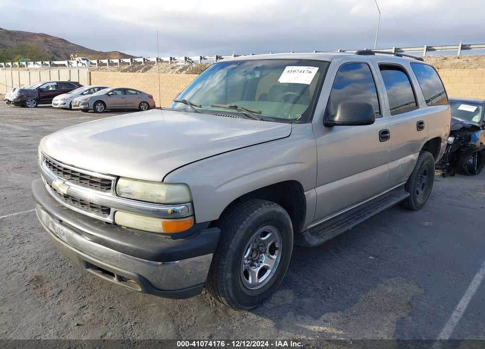 2004 CHEVROLET TAHOE LS VIN: 1GNEC13V44R251882