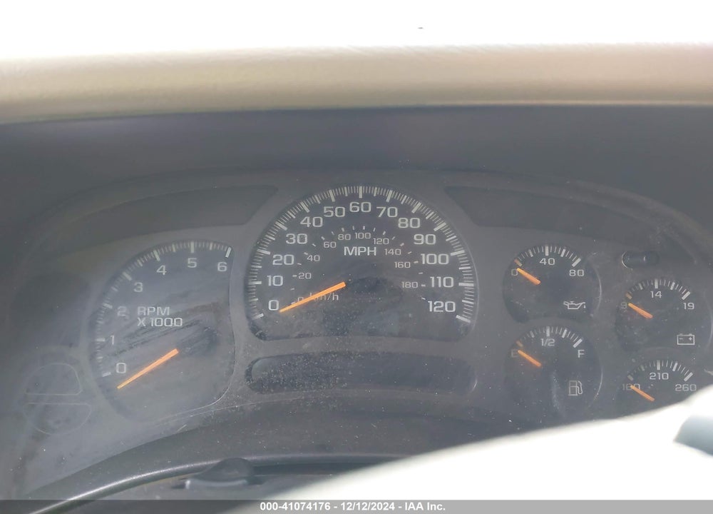 2004 CHEVROLET TAHOE LS VIN: 1GNEC13V44R251882