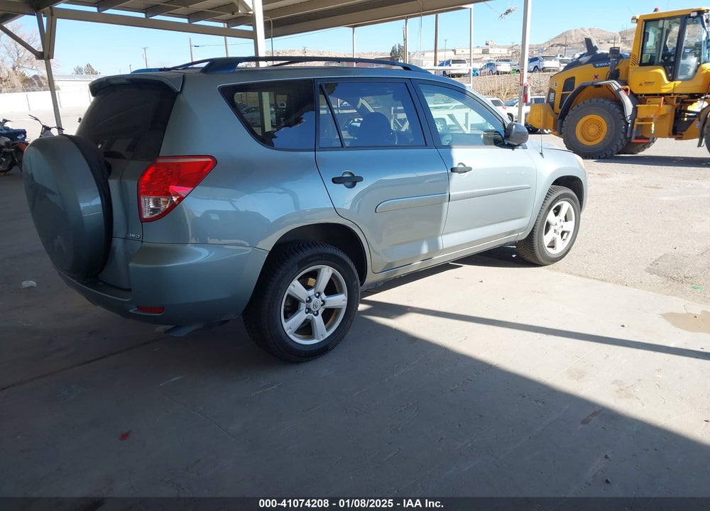 2007 TOYOTA RAV4 BASE V6 VIN: JTMBK33VX76026138