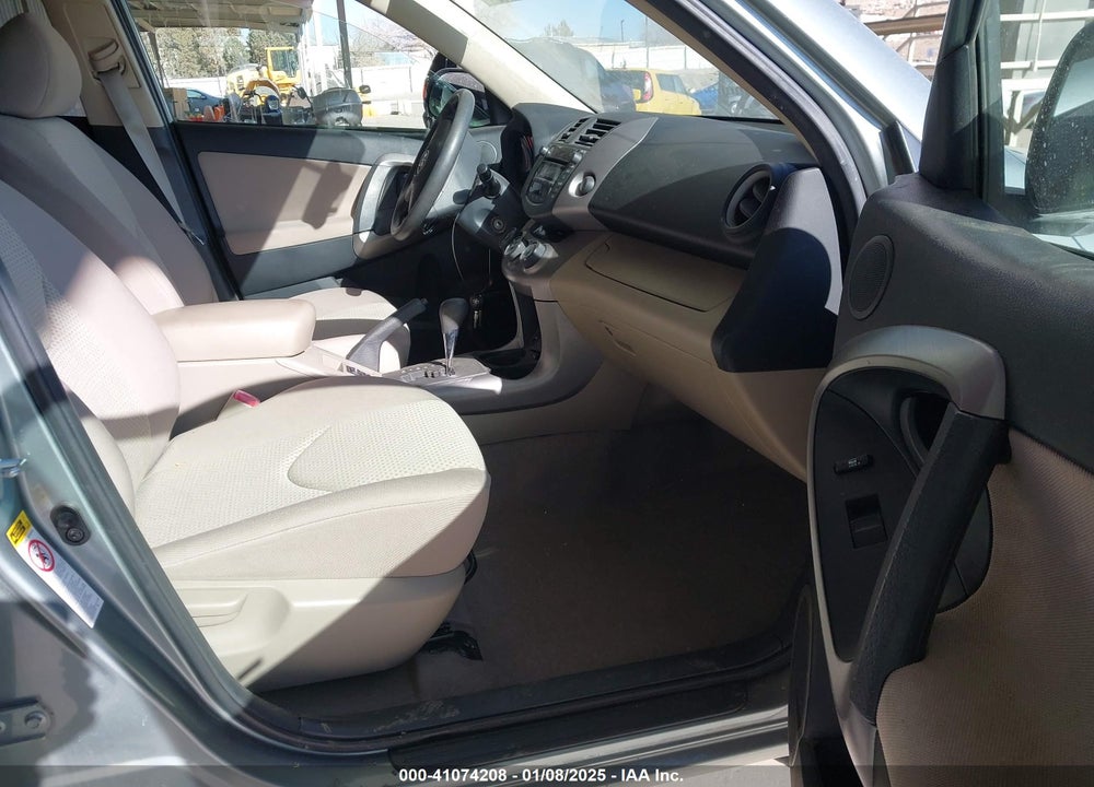 2007 TOYOTA RAV4 BASE V6 VIN: JTMBK33VX76026138