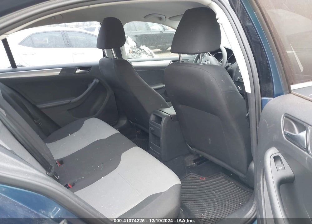 2017 VOLKSWAGEN JETTA 1.4T S VIN: 3VW2B7AJ6HM344599