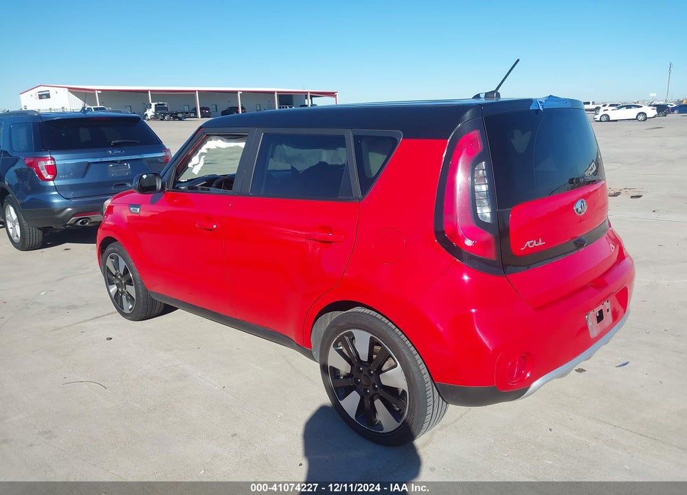 2017 KIA SOUL VIN: KNDJP3A52H7493095