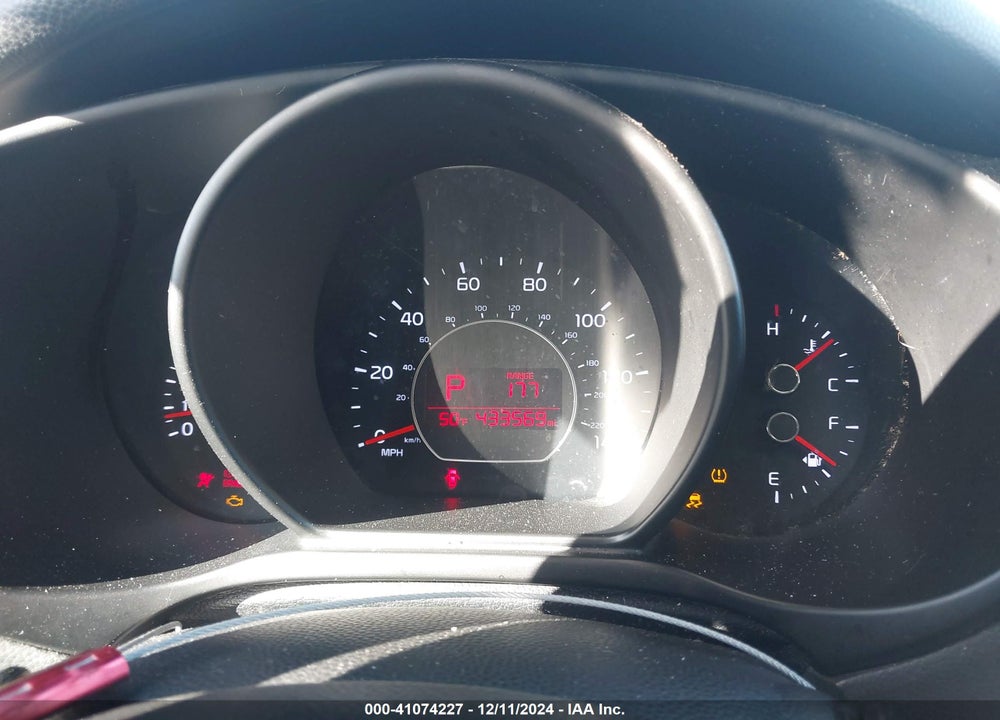 2017 KIA SOUL VIN: KNDJP3A52H7493095