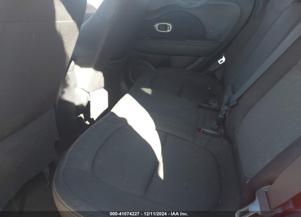 2017 KIA SOUL VIN: KNDJP3A52H7493095