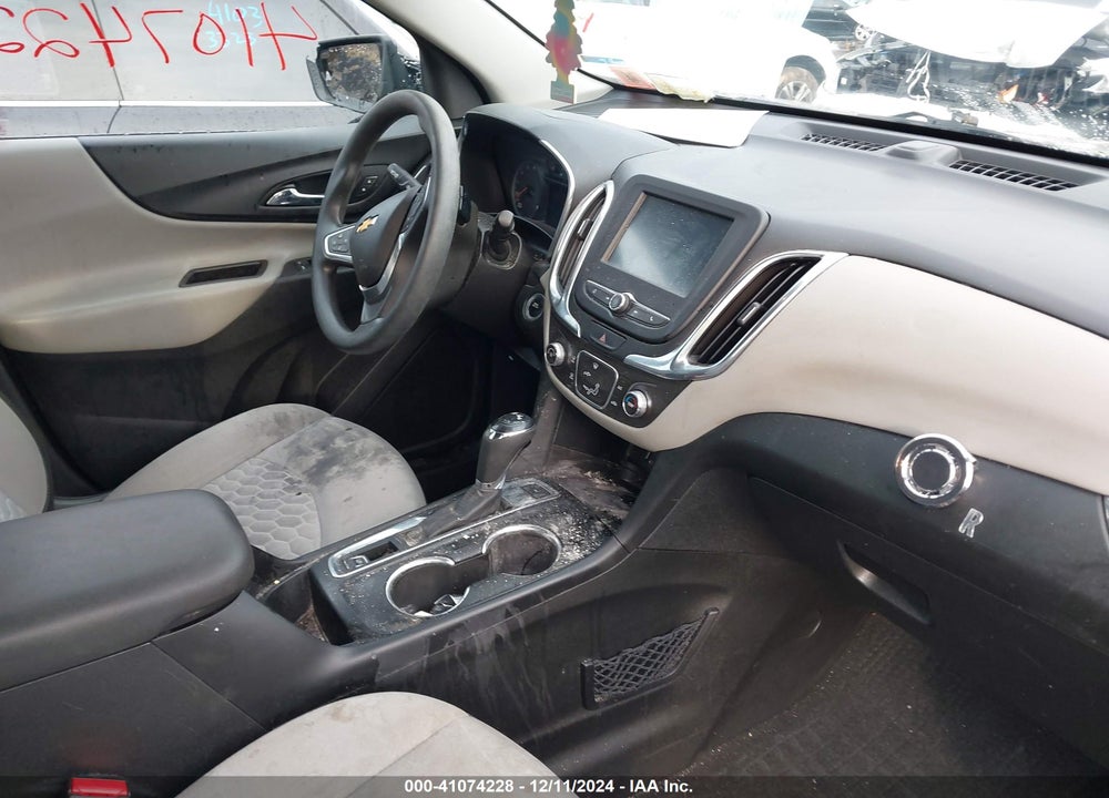 2018 CHEVROLET EQUINOX LS VIN: 2GNAXREV5J6309729