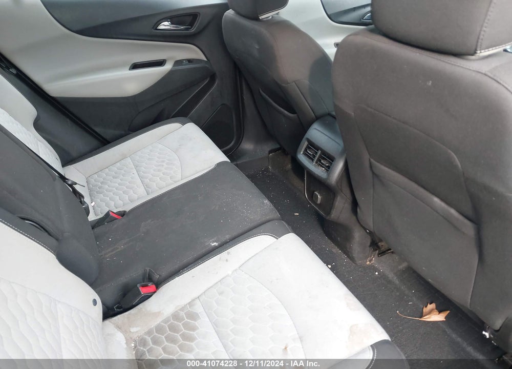 2018 CHEVROLET EQUINOX LS VIN: 2GNAXREV5J6309729