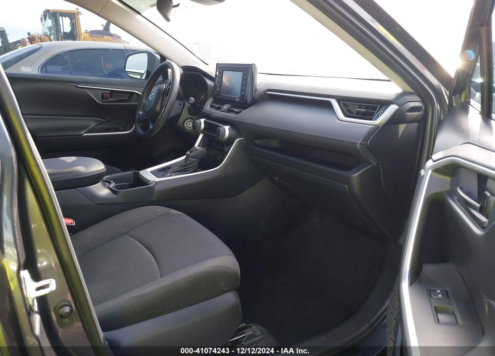 2020 TOYOTA RAV4 LE VIN: 2T3F1RFV9LC113817