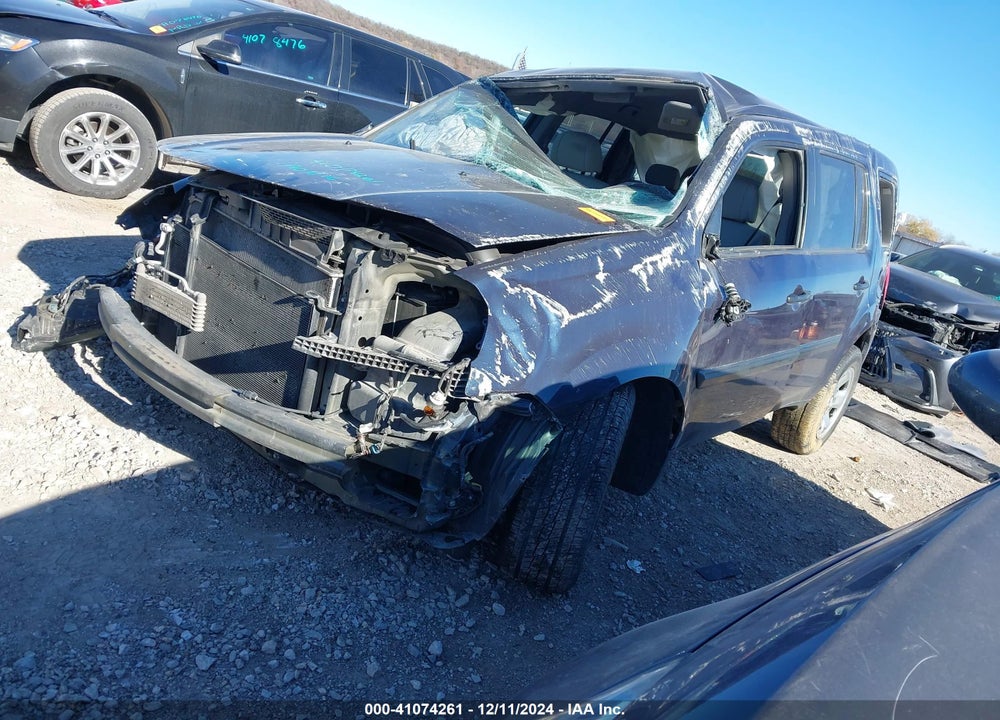 2011 HONDA PILOT LX VIN: 5FNYF3H27BB046549