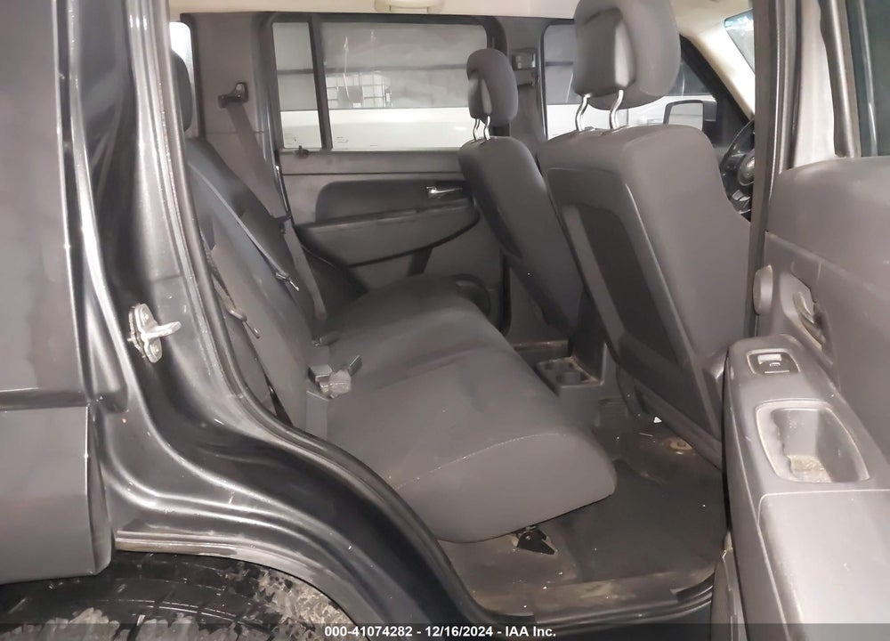2011 JEEP LIBERTY SPORT VIN: 1J4PN2GK6BW543527