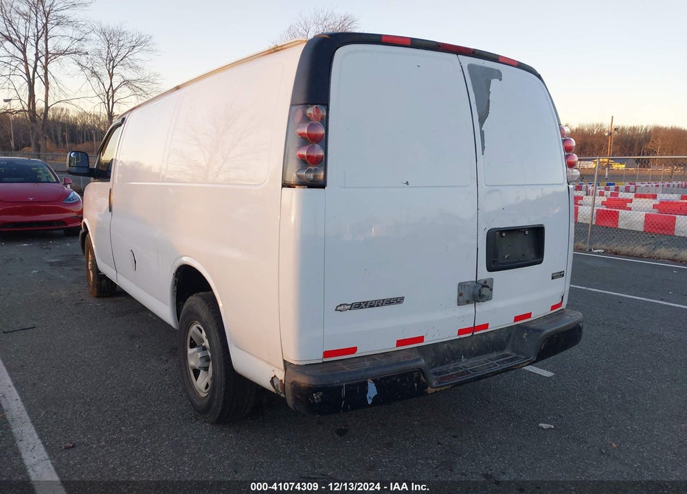 2008 CHEVROLET EXPRESS WORK VAN VIN: 1GCFG15X981115428