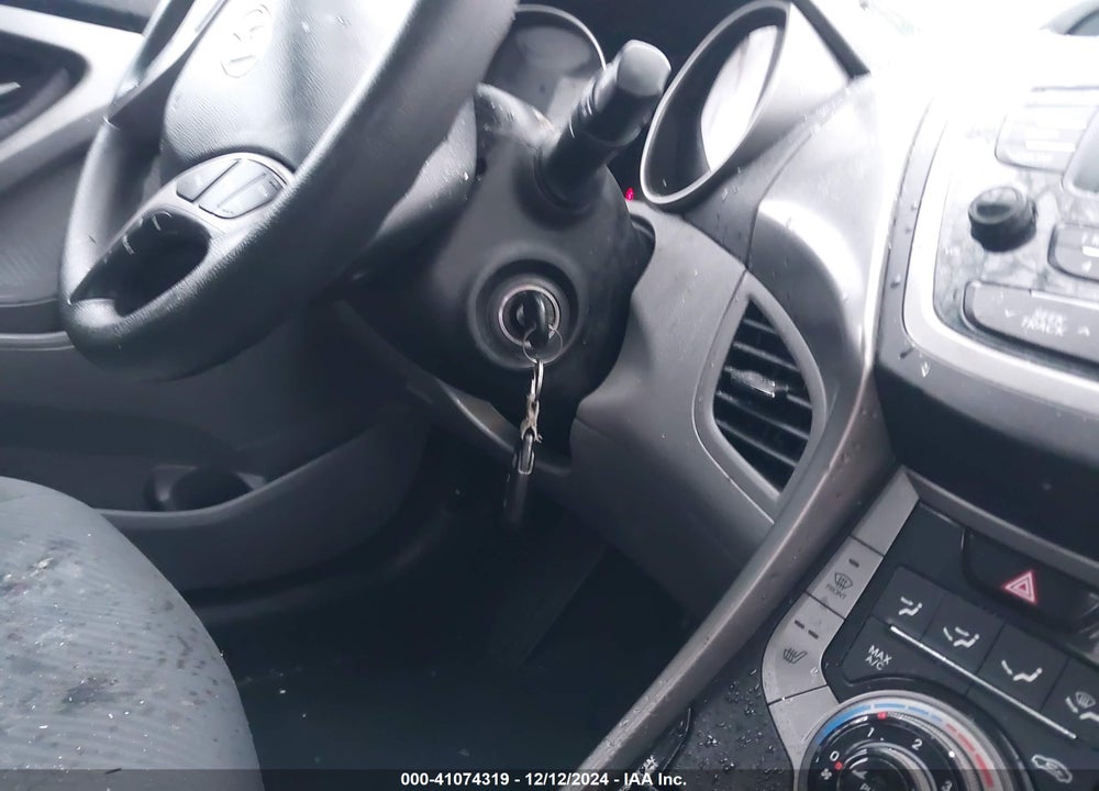 2013 HYUNDAI ELANTRA GLS VIN: KMHDH4AE0DU944080