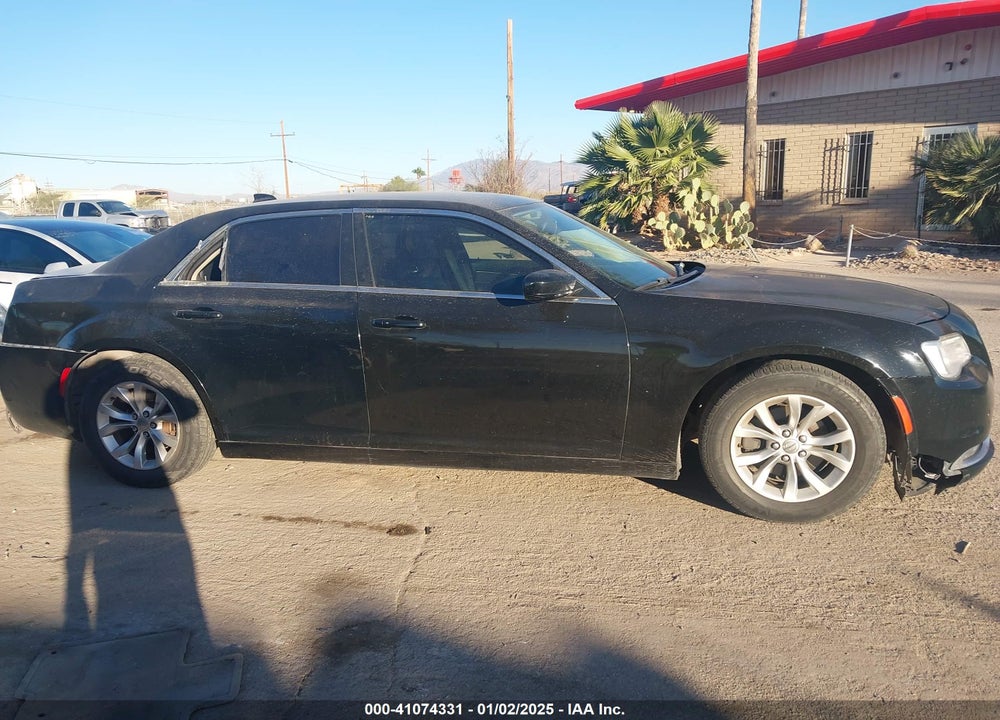 2015 CHRYSLER 300 LIMITED VIN: 2C3CCAAG1FH796983