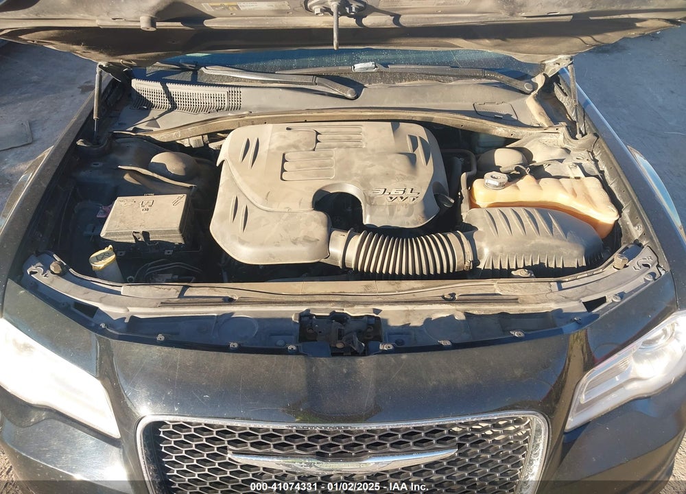 2015 CHRYSLER 300 LIMITED VIN: 2C3CCAAG1FH796983