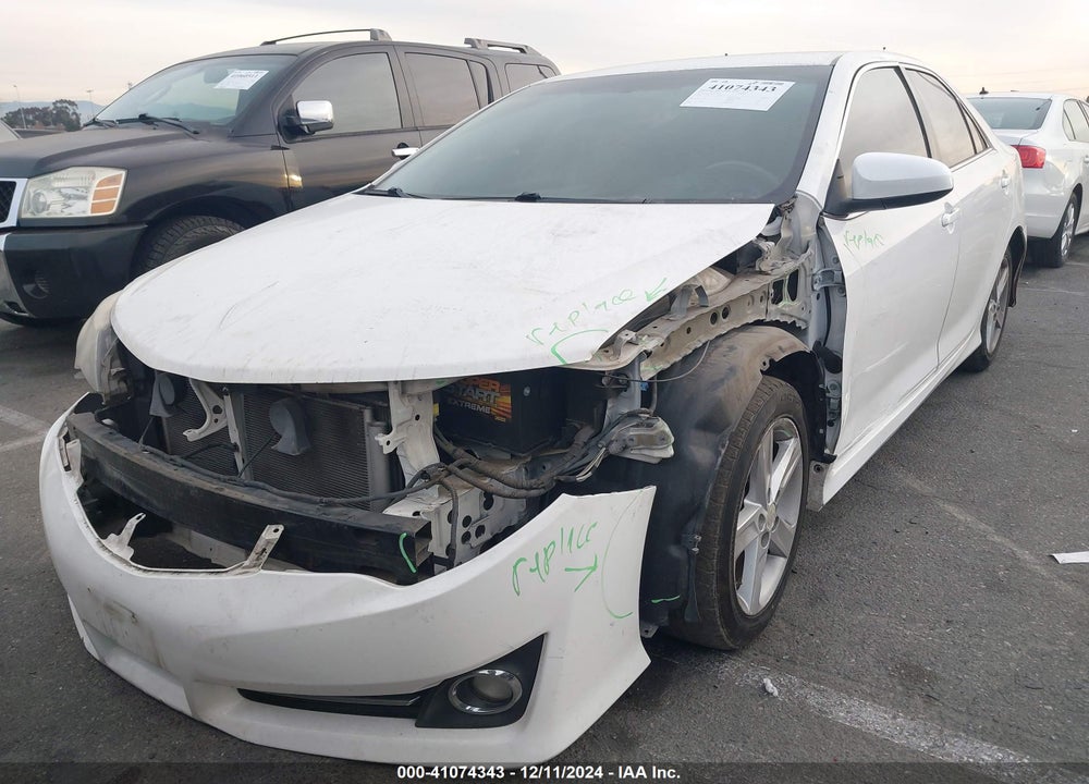 2013 TOYOTA CAMRY SE VIN: 4T1BF1FK7DU652338